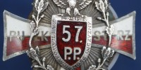 Odznaka 57 Pułku Piechoty z Poznania, srebro, Knedler, numerowana
